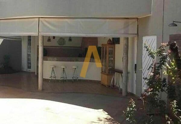 Casa em Ribeirão Preto - Jardim Canadá