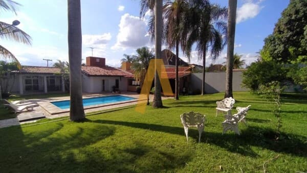 Casa em Ribeirão Preto - Jardim Canadá