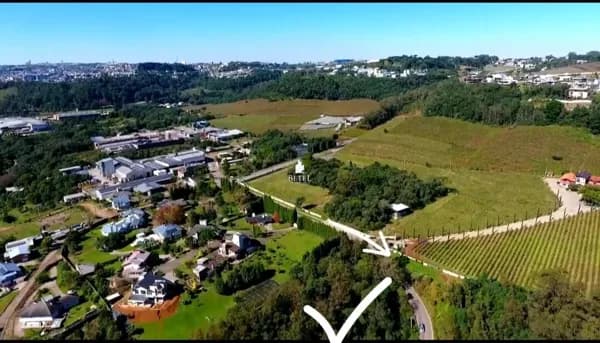 Lote/Terreno em Caxias do Sul - Linha 40