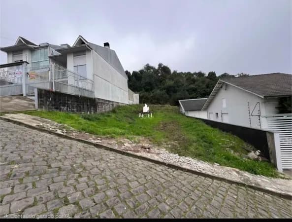 Lote/Terreno em Caxias do Sul - Vinhedos