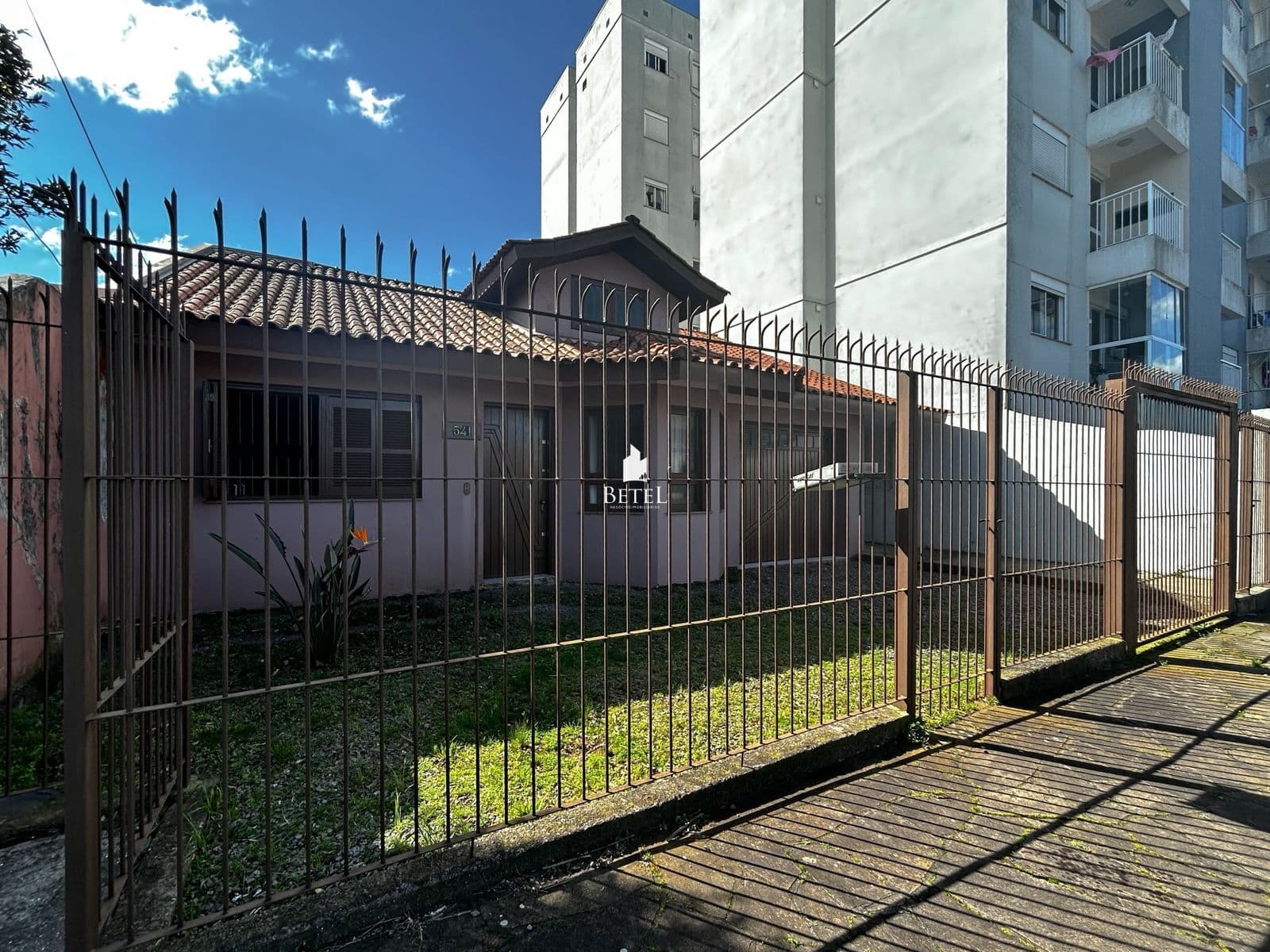 Casa em Caxias do Sul - Santa Lúcia