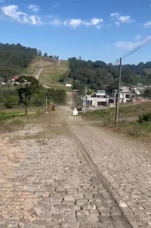 Lote/Terreno em Caxias do Sul - Parada Cristal
