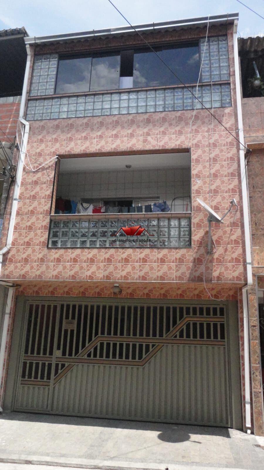Sobrado em ótima localização!!