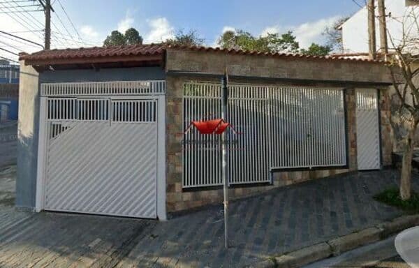 Linda casa térrea pronta para morar !
