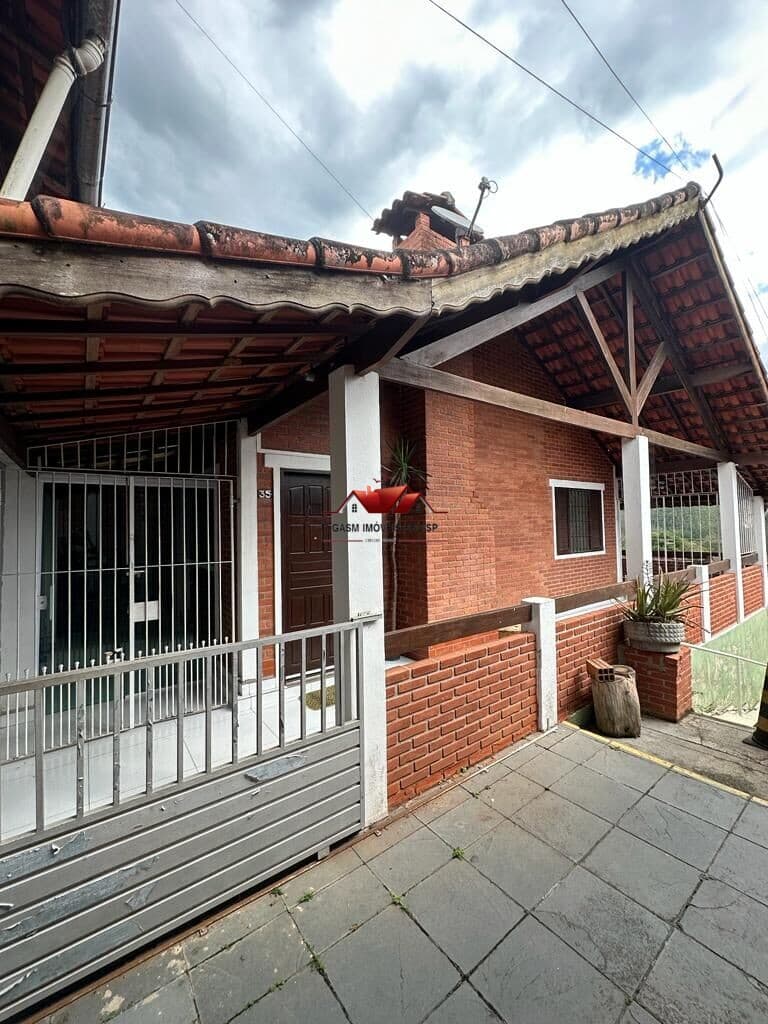 Casa em Suzano - Clube dos Oficiais
