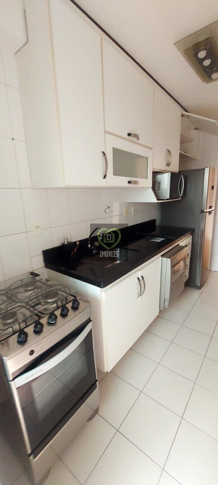 Apartamento para locação na Pompeia com 3 quartos, sendo 1 suíte, com 2 vagas e 100m²