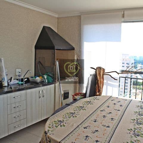 Apartamento no bairro Vila Romana, em São Paulo-SP