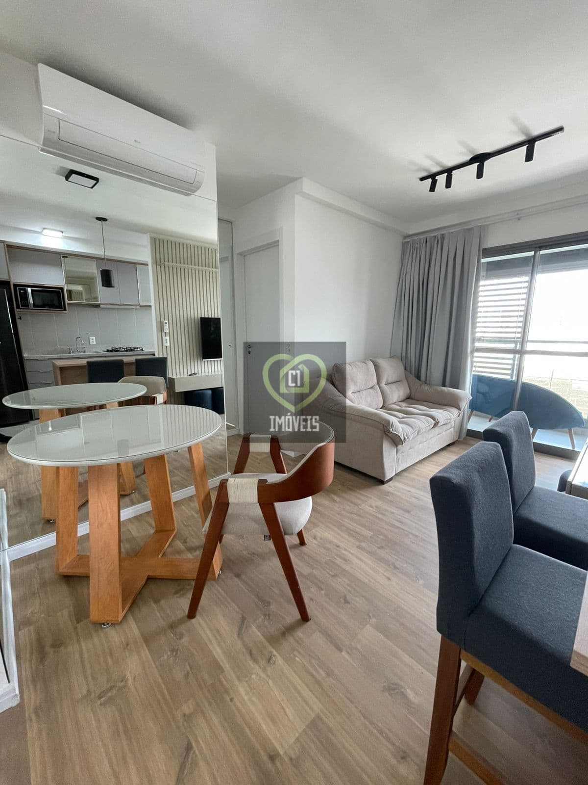 Apartamento para alugar com 42m², 1 quarto e 1 vaga - Moema - SP