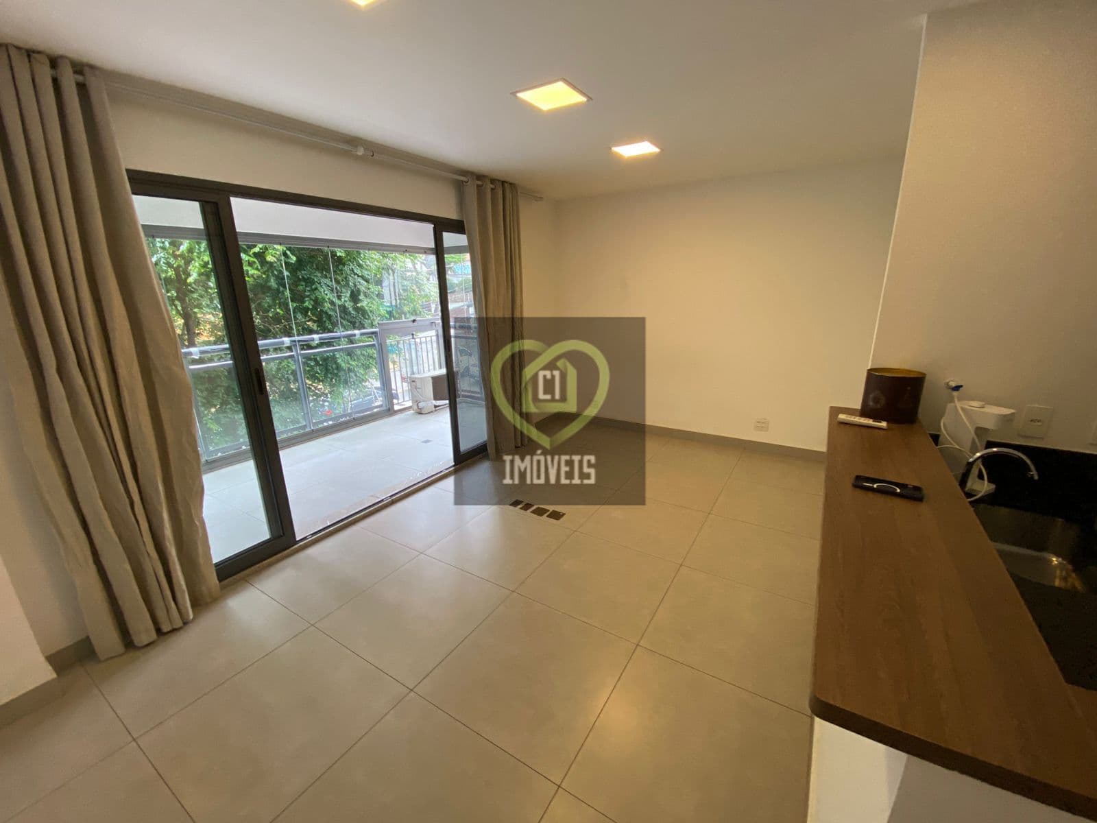 Apartamento 43m²- 1 dormitório- 1 vaga garagem - Vila Madalena