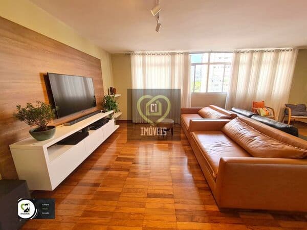 Apartamento Amplo Reformado, pronto para morar