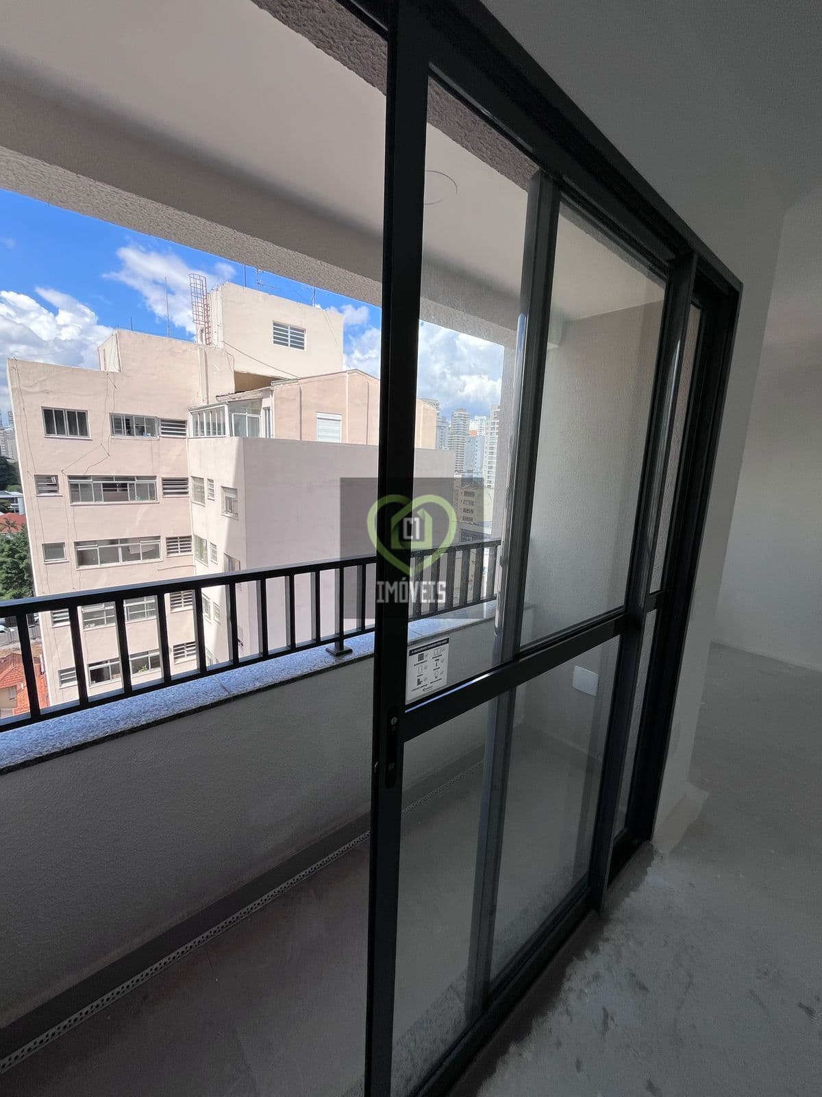 Apartamento - Mobiliado - Ar condicionado- Perdizes -