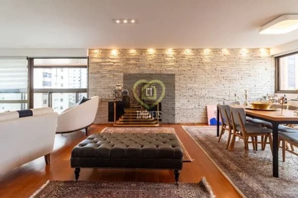 Apartamento de Alto Padrão, 4 Suítes e 5 Vagas.