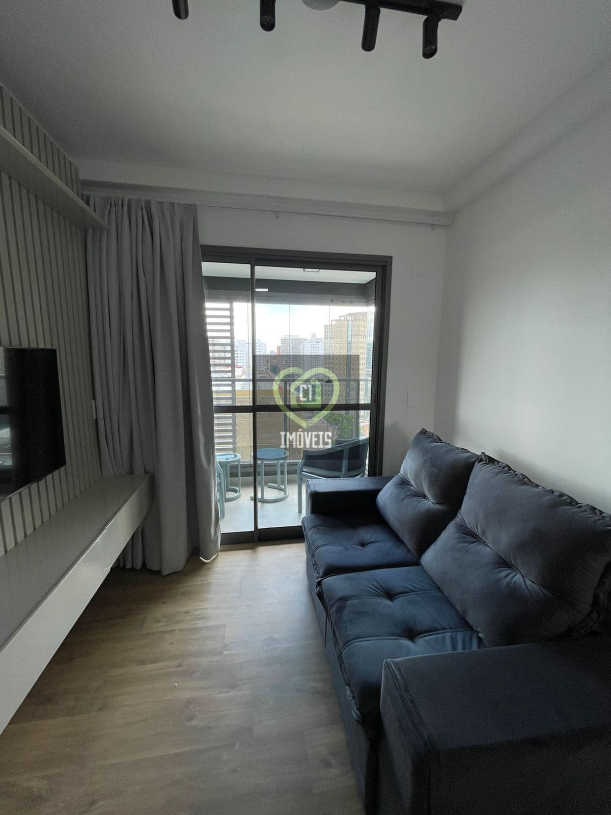 Apartamento para alugar com 42m², 1 quarto e 1 vaga - Moema - SP