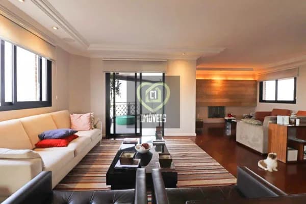 Apartamento 310m²- 4 suítes - Varanda- Reformado