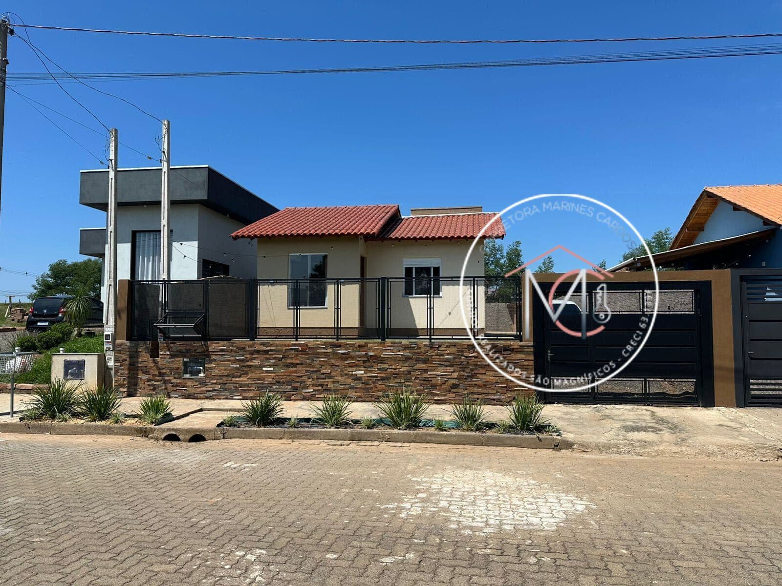 Casa em Araricá - Azaléia