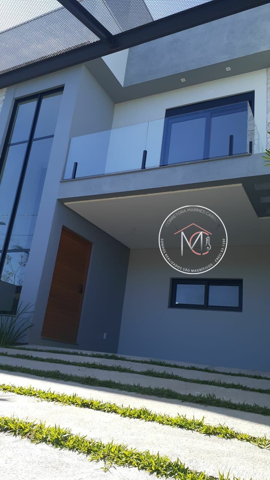 Sobrado Triplex em Alto Padrão