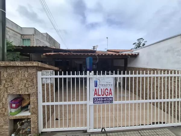 CASA GEMINADA PARA LOCAÇÃO!
