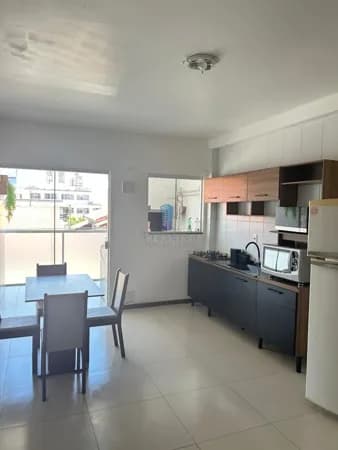 Apartamento com 2 quartos e vaga coberta