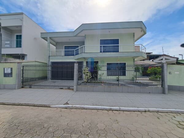 Casa em Itajaí - Dom Bosco