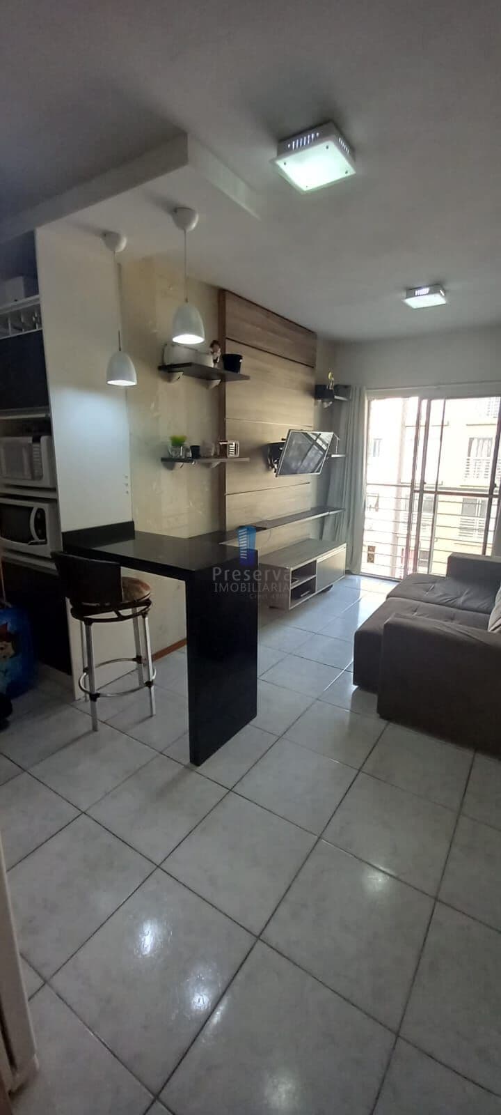 APARTAMENTO SEMI-MOBILIADO NO BAIRRO ITAIPAVA!