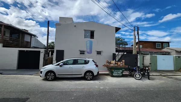 Kitnet novinha, pronta para morar!