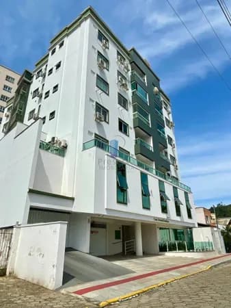Apartamento com 2 dormitórios (1 Suíte) + Escritório, Sacada Gourmet no bairro Vila Operaria em Itajaí