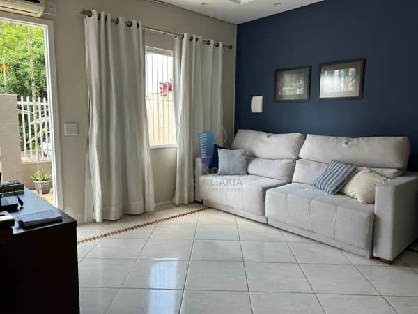 Casa Sobrado com 3 dormitórios