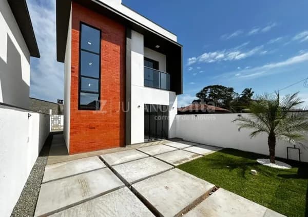 Sobrado em Barra Velha - Vila Nova