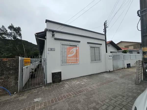 Casa em Laguna - Magalhães