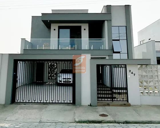 Casa em Jardim America, Laguna/SC