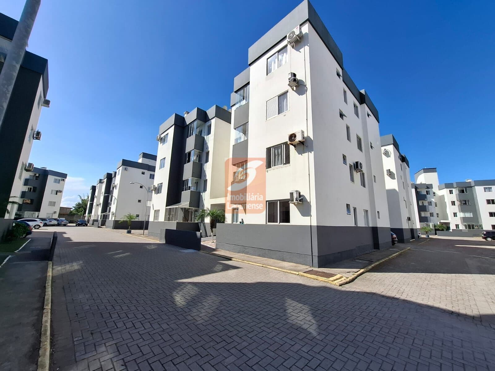 Apartamento em Laguna - Progresso