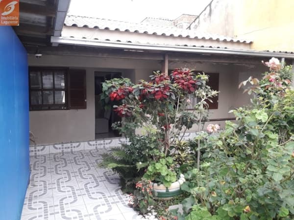 Casa Alvenaria para Venda em Magalhães Laguna-SC