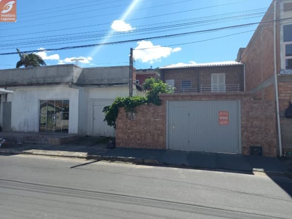 Casa Alvenaria para Venda em Magalhães Laguna-SC