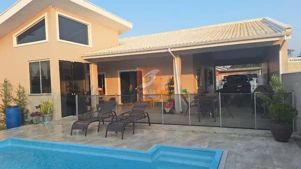 Casa Alto Padrão em Caputera, Laguna/SC