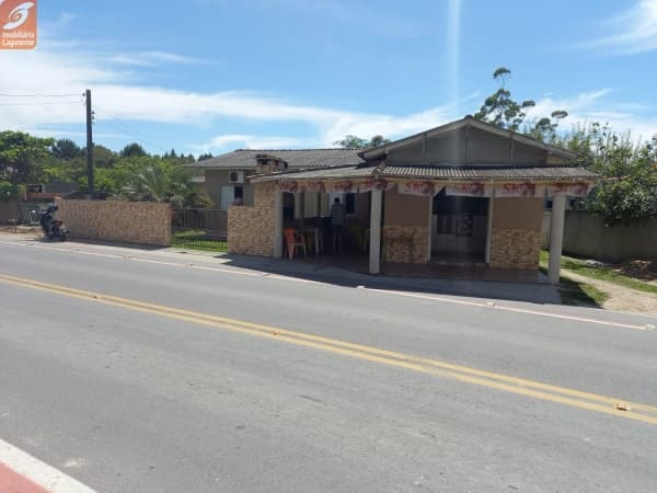 Casa Alvenaria para Venda em Portinho Laguna-SC