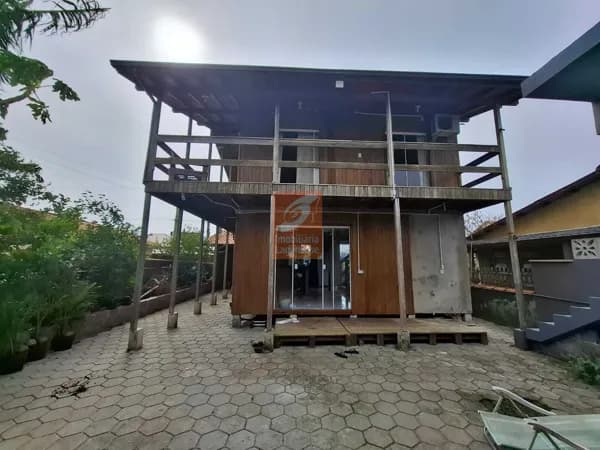 Casa em Ponta da Barra, Laguna/SC