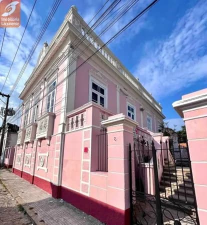 Casa Alto Padrão para Venda em Centro Laguna-SC