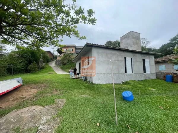 Casa em Laranjeiras, Laguna/SC