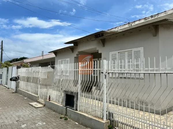 Casa em Laguna - Magalhães