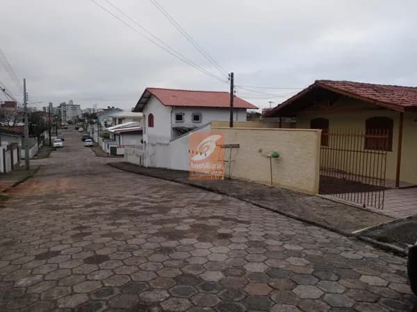 Casa em Mar Grosso, Laguna/SC