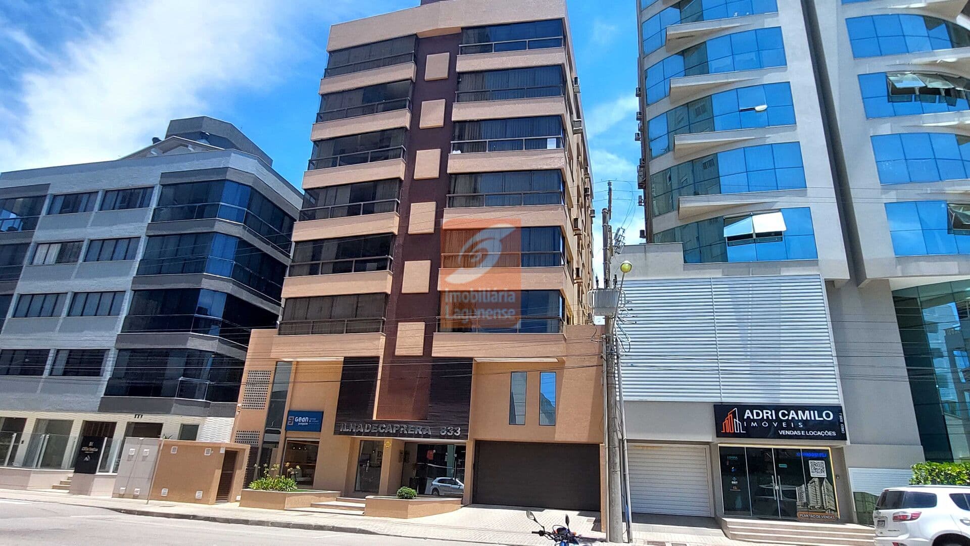 Apartamento com vista permanente para o mar