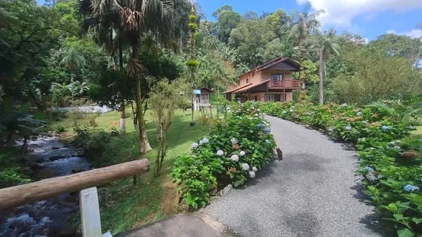 CHÁCARA PIRABEIRABA SUPER ESPETACULAR - UM XODÓ