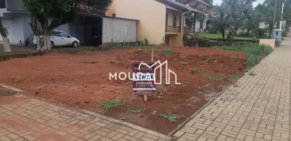 Lote/Terreno em Mato Leitão - Centro
