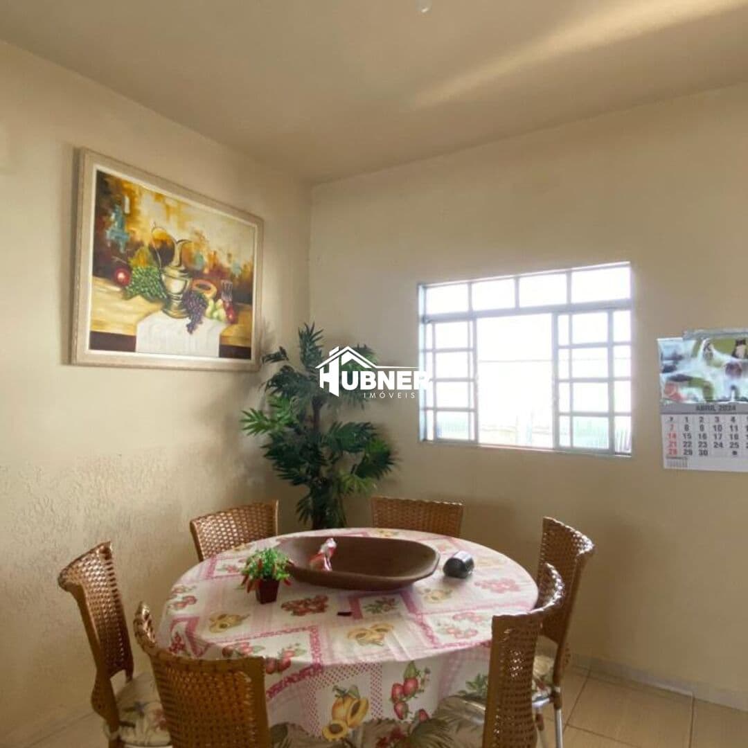 Casa 2 quartos + 2 meia água no terreno para aluguel - Bairro Miranda