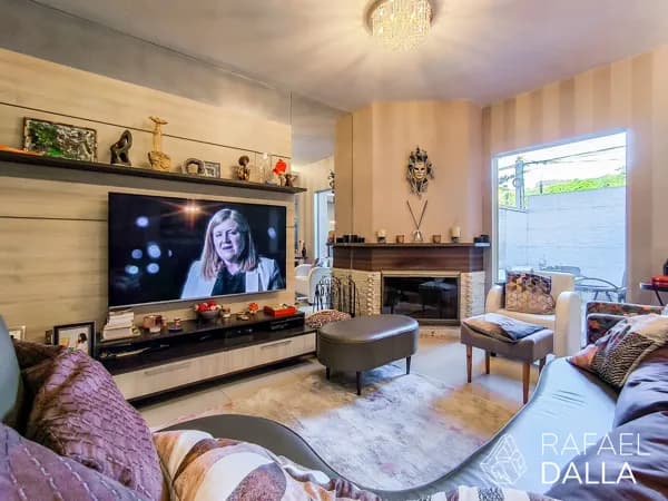 Casa de Condomínio em Porto Alegre - Jardim Carvalho