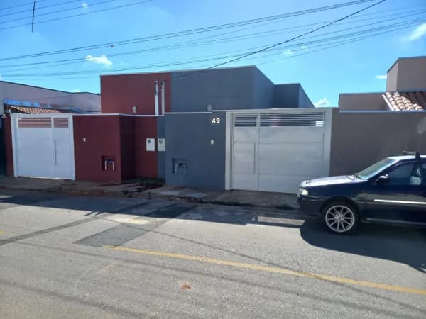 Casa em Pouso Alegre - Cidade Vergani