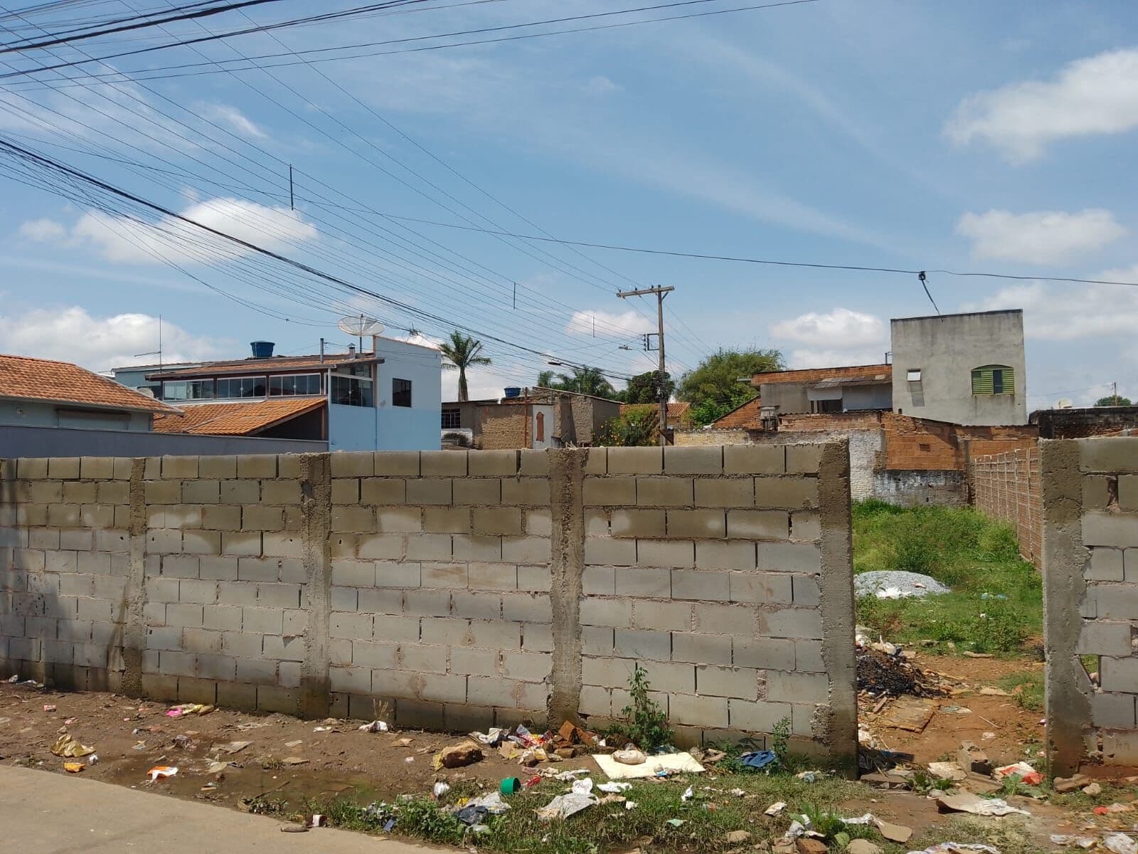 Lote/Terreno em Pouso Alegre - São Geraldo