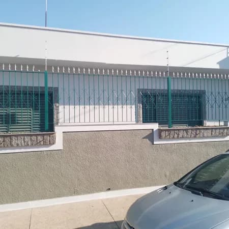 Casa em Pouso Alegre - Santa Cecília