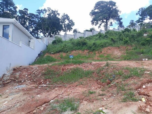 Lote/Terreno em Pouso Alegre - Colinas de Santa Bárbara