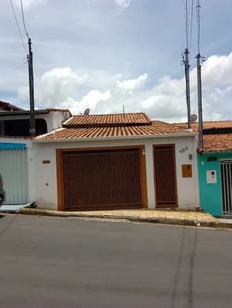 Casa em Pouso Alegre - Aristeu da Costa Rios
